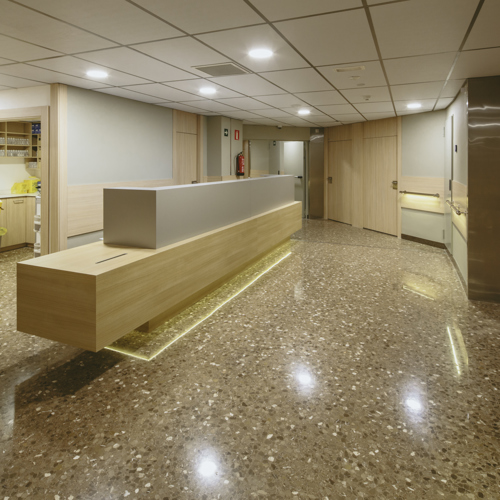 Внутри-Клиники-HM-Дельфос-(Delfos),-Барселона,-Испания