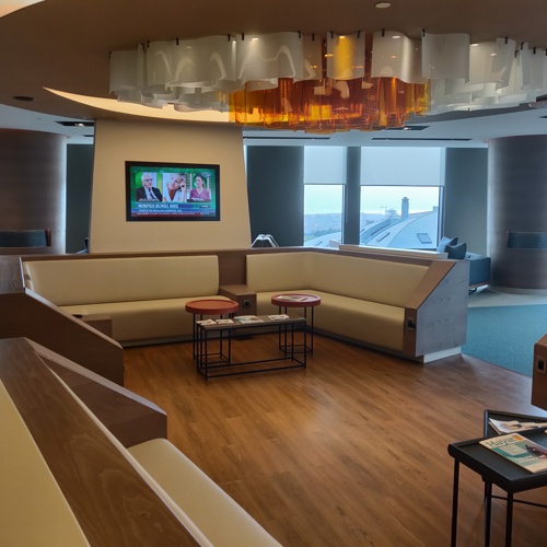 Место-отдыха-для-сопровождающих-клиники-Аджибадем