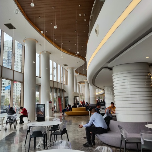 Внутри-клиники-Лив-Истиния,-Стамбул