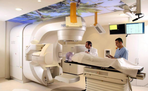 Radiation therapy machine